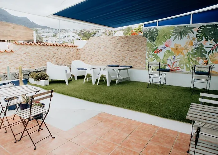 Endless Summer House (Adults Only)