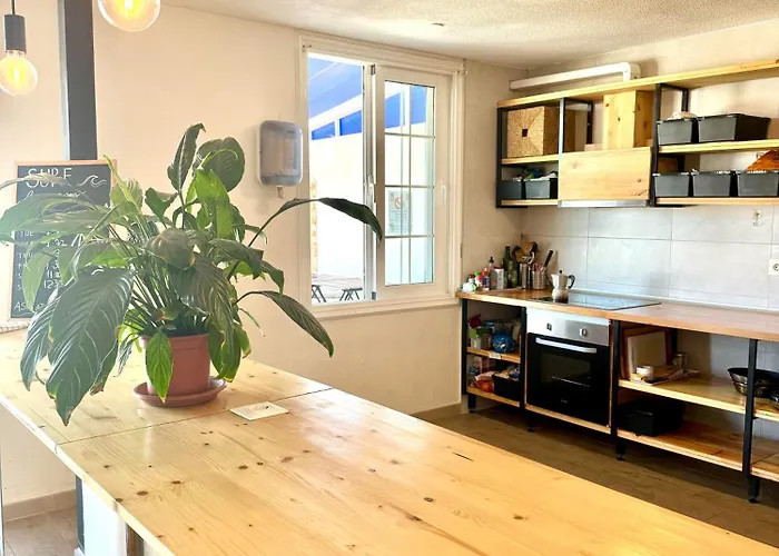 Endless Summer House (Adults Only)